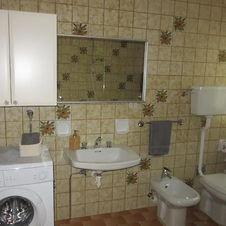 Semesterbostad Tra Le Vette Caspoggio