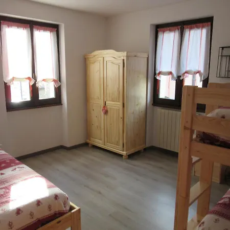 Tra Le Vette Casa de Férias Caspoggio